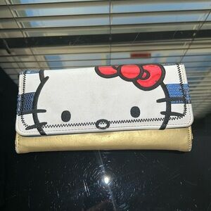 Loungefly x Hello Kitty Large Bow Tan Tri-Fold Wallet